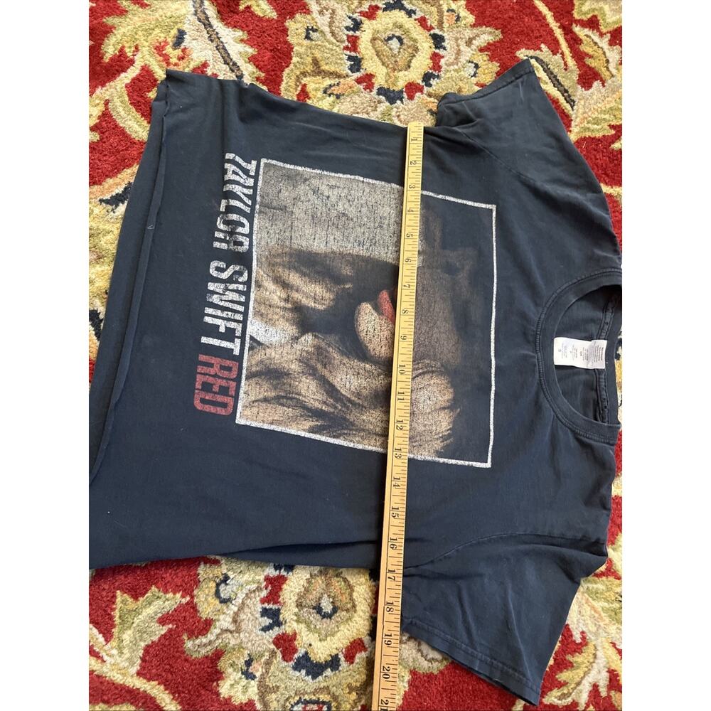 Lot Of 2 Taylor Swift Era's Tour RED Crop Tee Shirt Small Swiftie - Picture 7 of 8